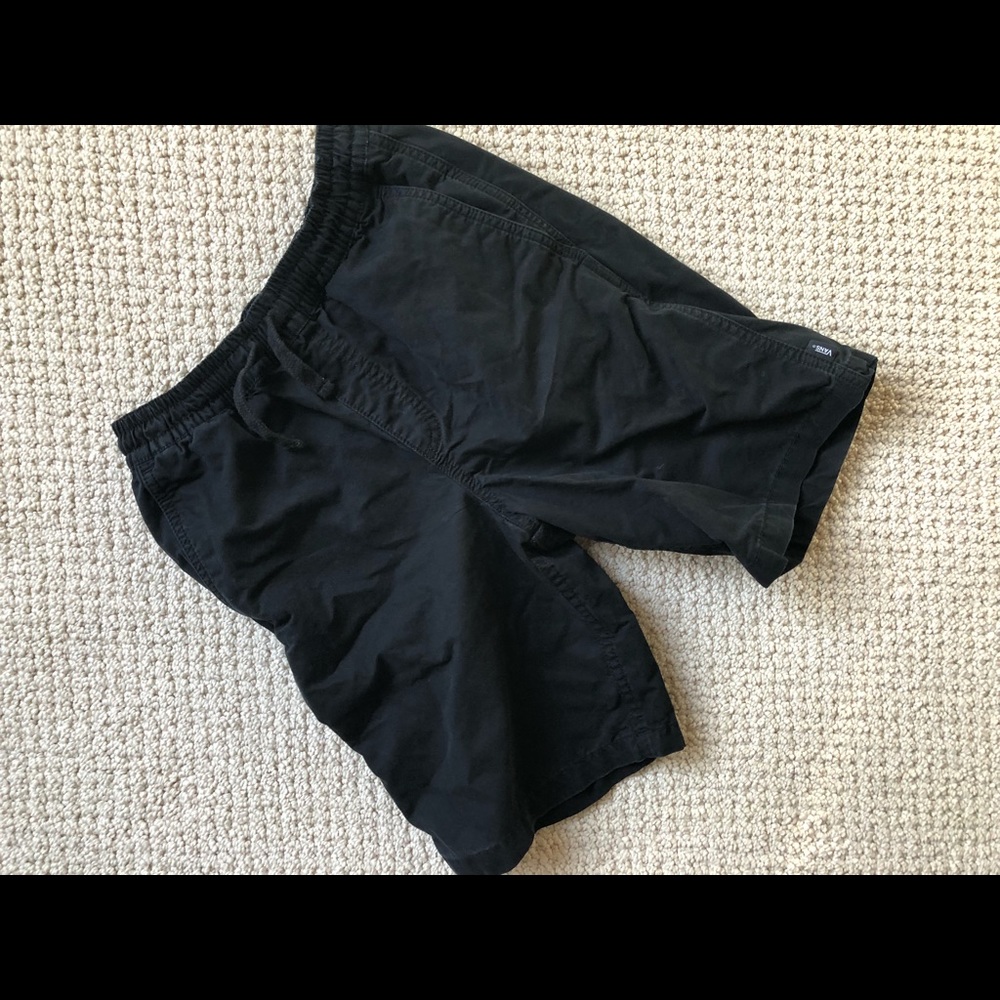 Vans Boy’s Black Shorts Size M
